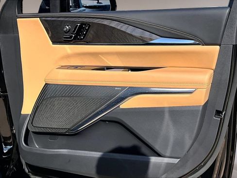 Used 2025 Cadillac Escalade IQ Sport 2 AWD/4WD image 19