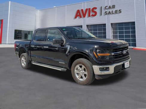 Used 2025 Ford F150 XLT w/ Equipment Group 301A Standard AWD/4WD image 3