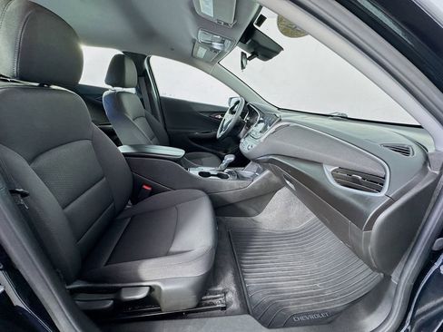 Used 2024 Chevrolet Malibu LT image 31