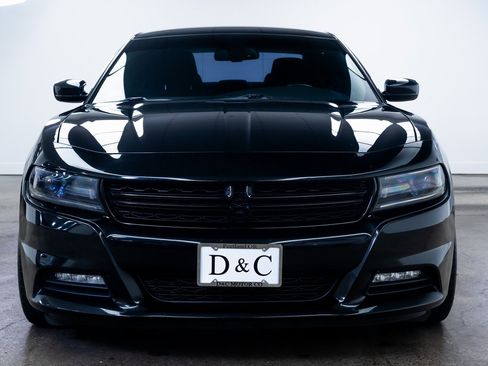 Used 2016 Dodge Charger R/T image 2