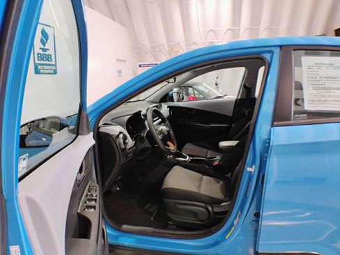 Used 2020 Hyundai Kona SE FWD image 17
