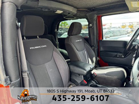 Used 2014 Jeep Wrangler Rubicon w/ Power Convenience Group AWD/4WD image 38