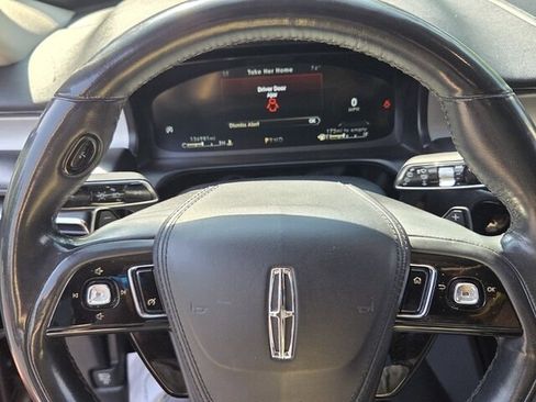Used 2021 Lincoln Aviator 2WD image 23
