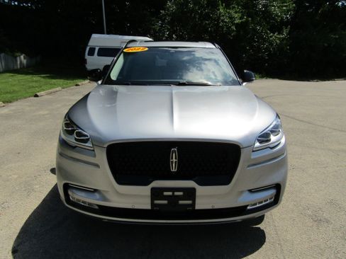 Used 2022 Lincoln Aviator Reserve w/ Equipment Group 201A AWD/4WD image 7