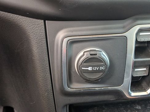 Used 2021 Jeep Wrangler Unlimited Sahara w/ Safety Group AWD/4WD image 31