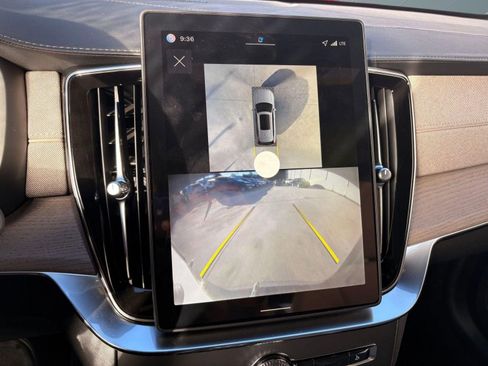 New 2026 Volvo XC90 B6 Plus w/ Protection Package Premier image 31