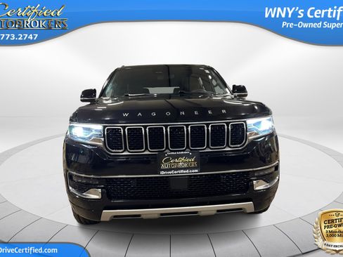 Used 2024 Jeep Wagoneer Series II w/ Flexible Seating Group image 2