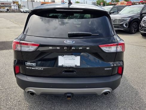 Used 2021 Ford Escape Titanium w/ Titanium Elite Package AWD/4WD image 10