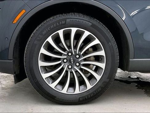 Used 2023 Lincoln Aviator Reserve w/ Equipment Group 201A AWD/4WD image 10