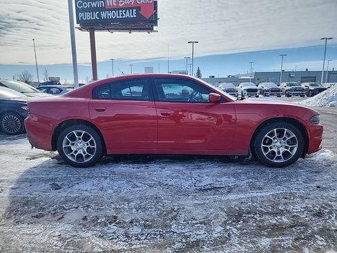 Used 2015 Dodge Charger SE w/ Popular Equipment Group image 4
