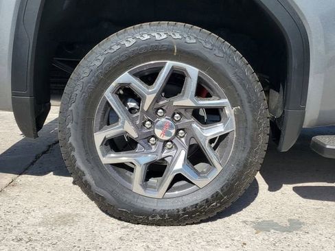 New 2026 GMC Sierra 1500 SLT w/ SLT Premium Plus Package AWD/4WD image 6