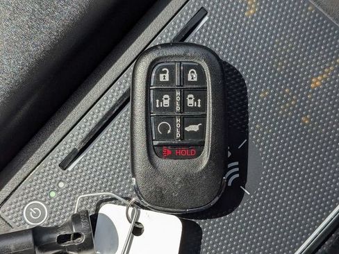 Used 2025 Honda Odyssey Elite image 35
