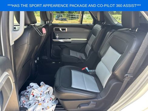 Used 2022 Ford Explorer XLT w/ Equipment Group 202A RWD image 24