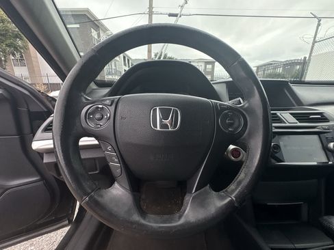 Used 2013 Honda Crosstour EX-L image 12
