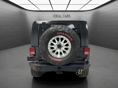 Used 2007 Jeep Wrangler Unlimited X w/ Dual Top Group AWD/4WD image 6