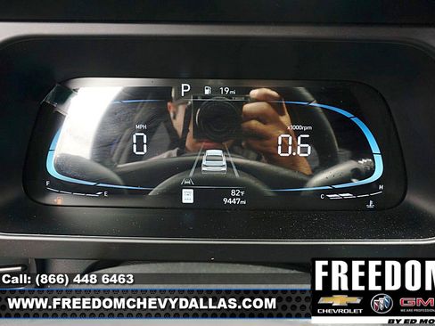Used 2025 Hyundai Elantra Sport FWD image 14