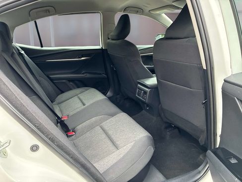 Used 2025 Toyota Camry LE FWD image 20