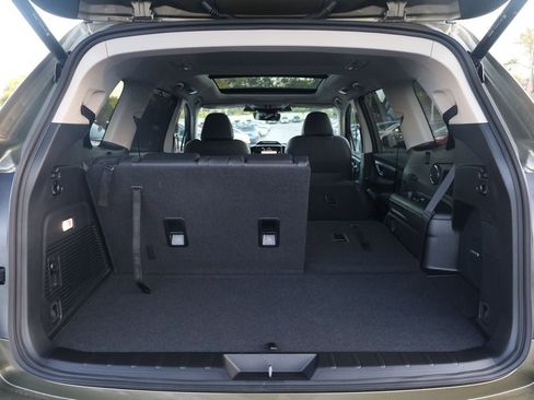 New 2026 Subaru Ascent Limited AWD/4WD image 8