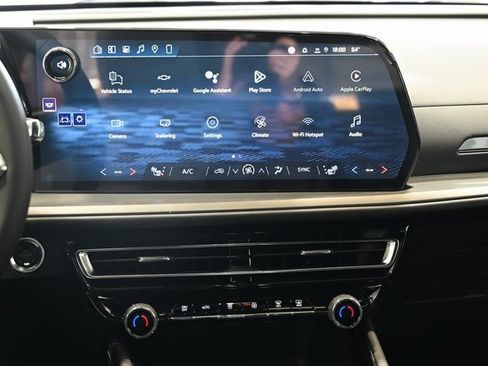 New 2026 Chevrolet Traverse LT w/ Driver Confidence Package image 15