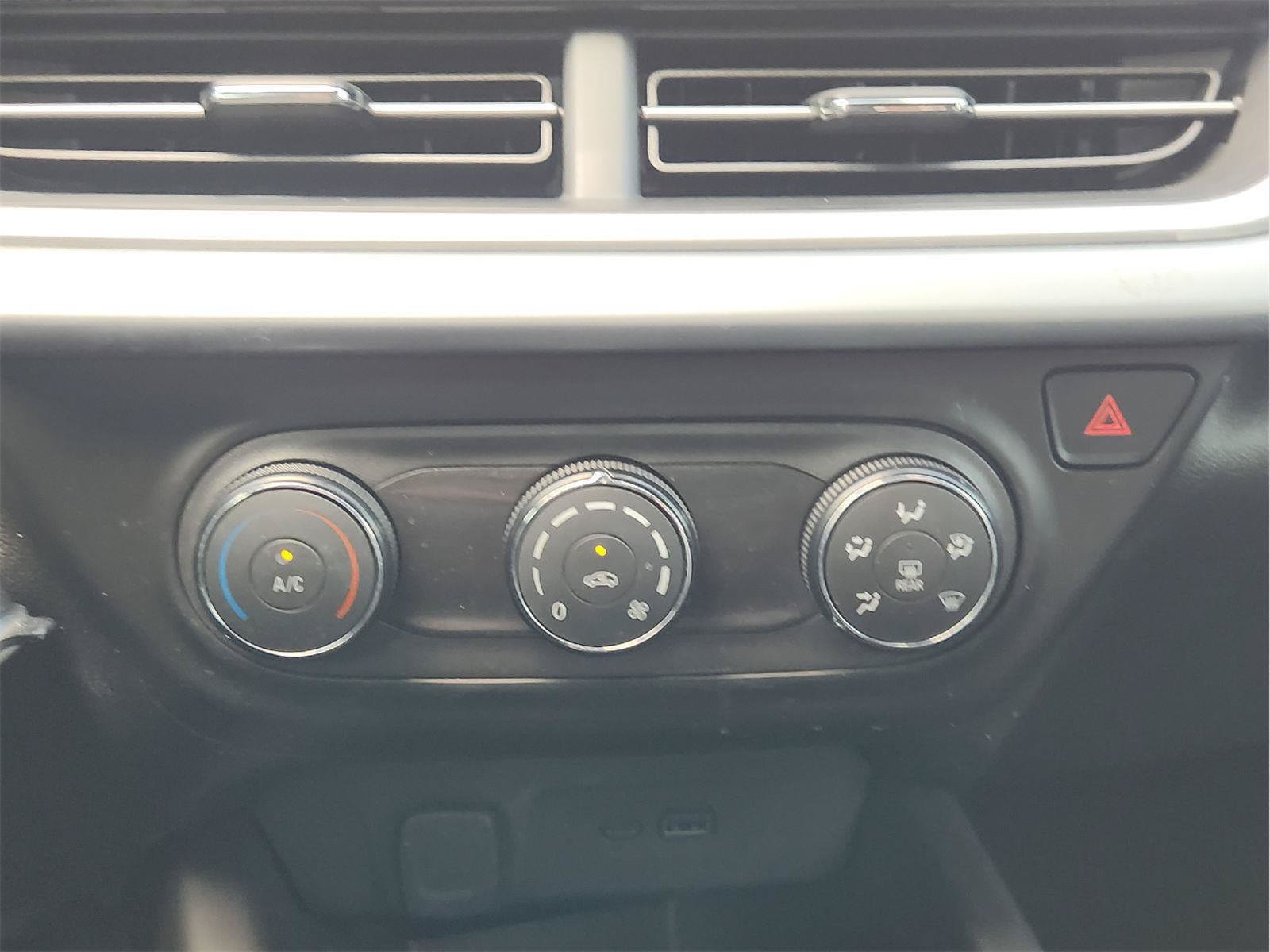 Used 2025 Chevrolet Trax LS FWD image 19