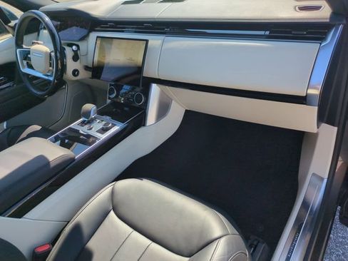Used 2023 Land Rover Range Rover Long Wheelbase Autobiography AWD/4WD image 19