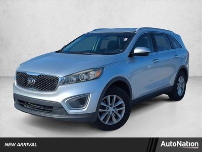 Used 2017 Kia Sorento LX w/ LX Convenience Package