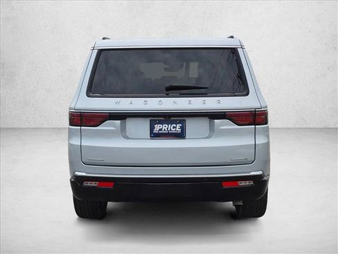 Used 2022 Jeep Wagoneer Series II AWD/4WD image 7