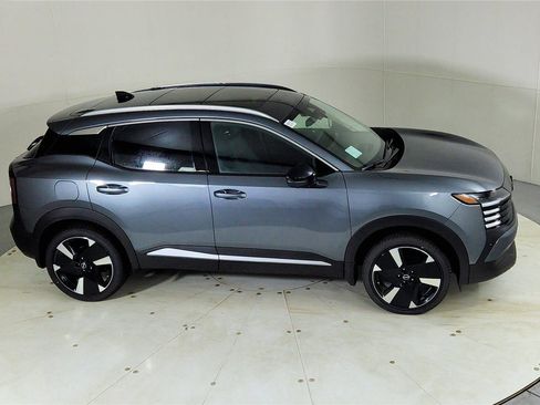 New 2026 Nissan Kicks SR w/ SR Premium Package image 23