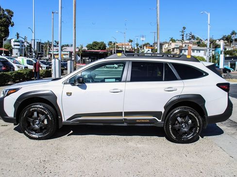 Used 2025 Subaru Outback Wilderness AWD/4WD image 2