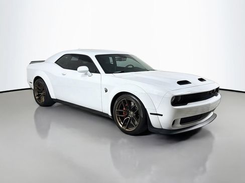 Used 2023 Dodge Challenger SRT Hellcat RWD image 3