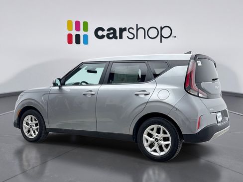 Used 2023 Kia Soul LX w/ Option Group 015 image 3