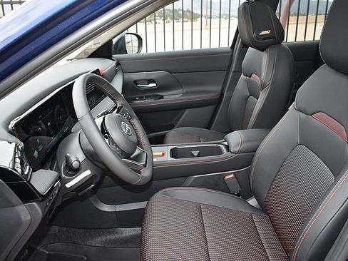 New 2026 Nissan Kicks SR w/ SR Premium Package image 7