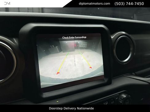 Used 2023 Jeep Wrangler Unlimited Rubicon 4xe w/ Steel Bumper Group image 39