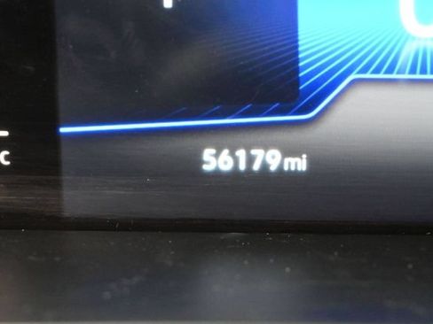 Used 2022 Volkswagen Tiguan SE AWD/4WD image 19