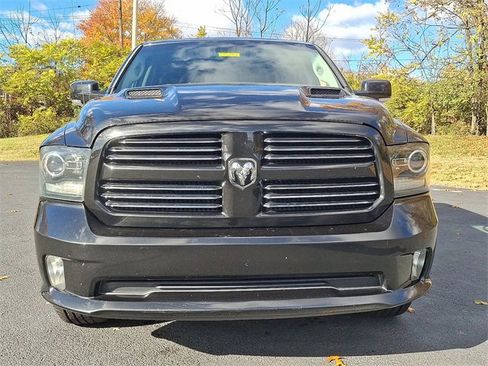 Used 2017 RAM 1500 Sport w/ Premium Sound Group image 5