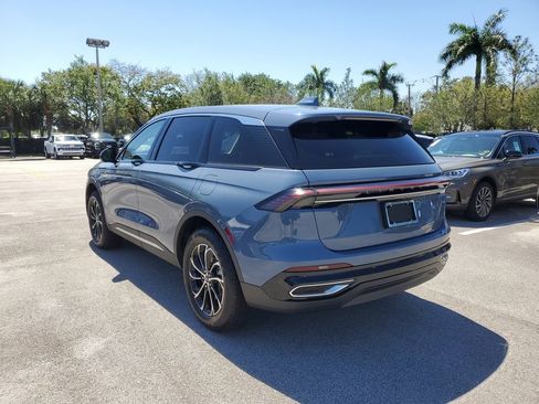 New 2026 Lincoln Nautilus Premier AWD/4WD image 3