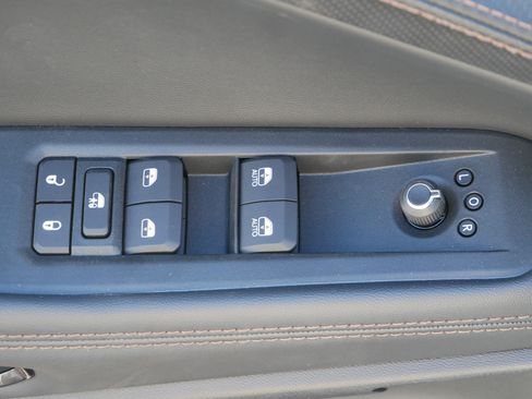 New 2026 Jeep Cherokee Overland w/ Trailer Tow Group image 13