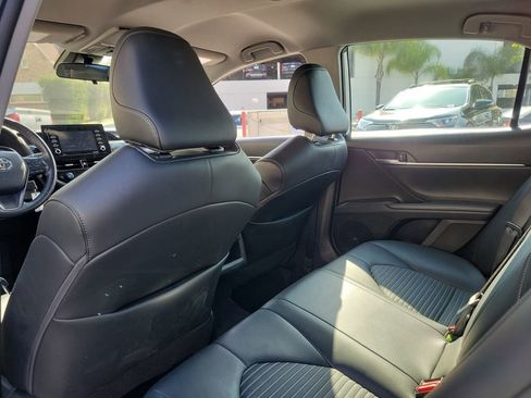 Used 2023 Toyota Camry SE image 14
