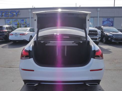 Used 2022 Mercedes-Benz A 220 4MATIC image 10
