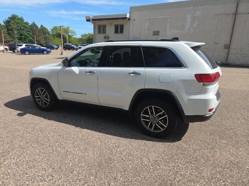 Used 2022 Jeep Grand Cherokee Limited AWD/4WD image 6