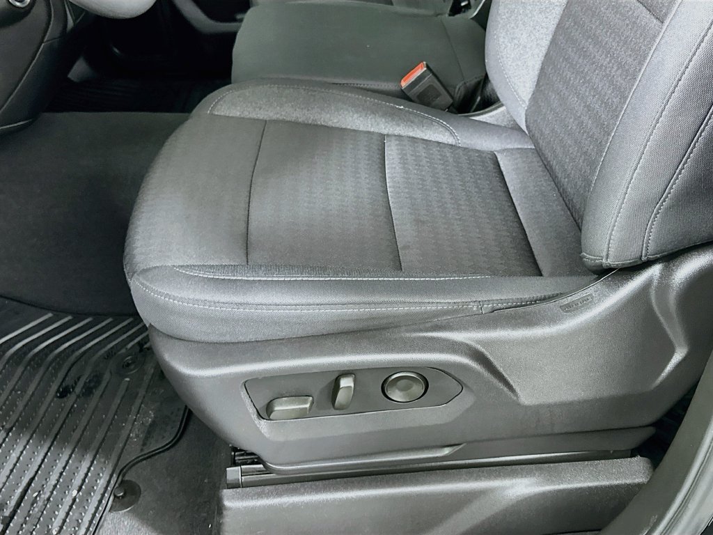 Used 2024 Chevrolet Silverado 1500 Custom AWD/4WD image 19