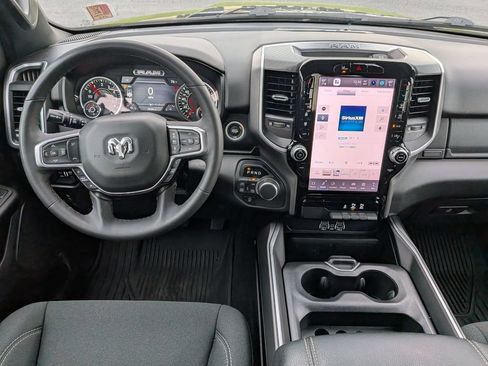 Used 2025 RAM 1500 Big Horn AWD/4WD image 22