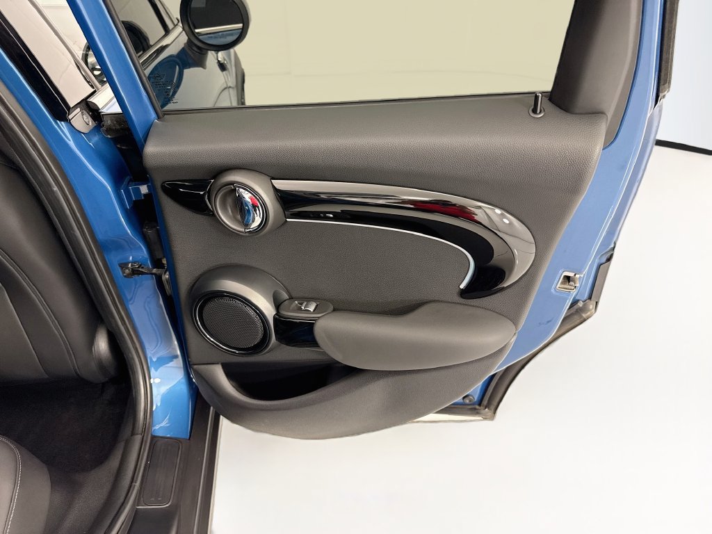 Certified 2023 MINI Cooper S FWD image 30