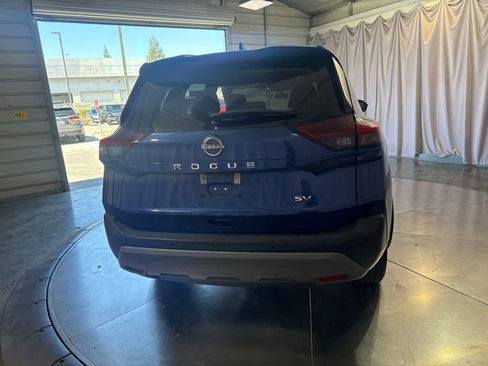 Used 2023 Nissan Rogue SV FWD image 6