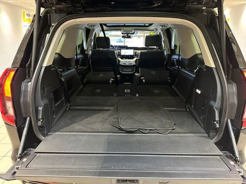 Certified 2025 Ford Expedition Active AWD/4WD image 19