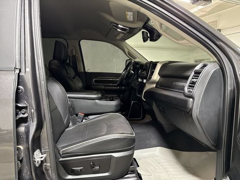 Used 2024 RAM 2500 Laramie AWD/4WD image 22