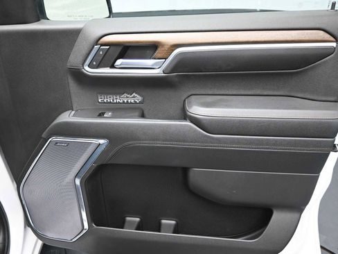 Used 2023 Chevrolet Silverado 1500 High Country w/ High Country Premium Package image 37