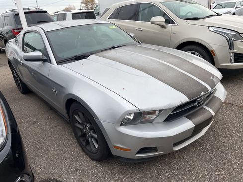Used 2010 Ford Mustang Coupe image 19