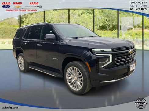 Used 2025 Chevrolet Tahoe High Country AWD/4WD image 3