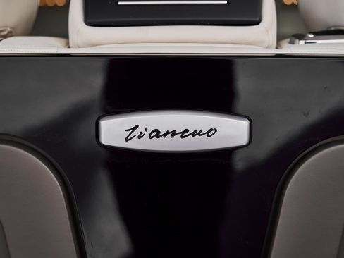 Used 2021 Mercedes-Benz Metris Passenger w/ Premium Safety Package image 19